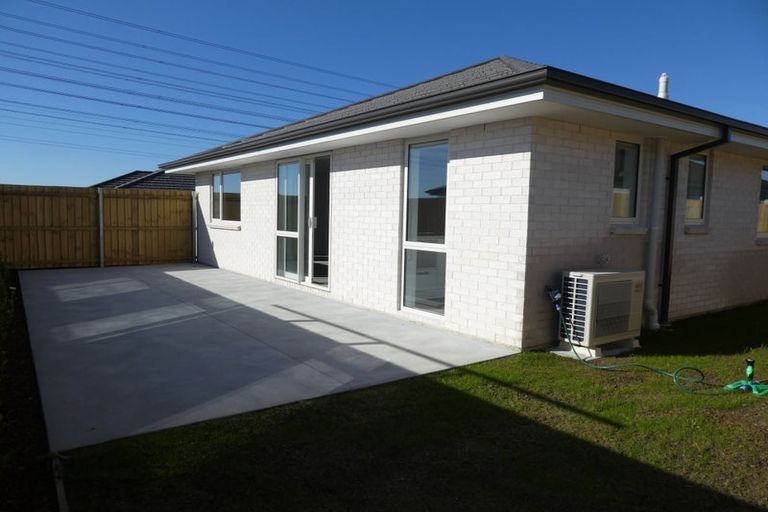 Photo of property in 38 Loch Tanna Way, Yaldhurst, Christchurch, 8042