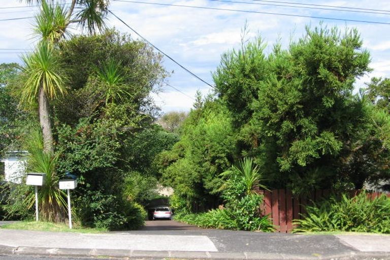 Photo of property in 14 Long Street, Torbay, Auckland, 0630