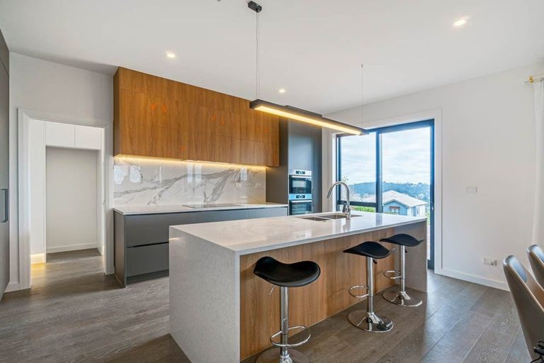 Photo of property in 2 Anehu Place, Greenhithe, Auckland, 0632