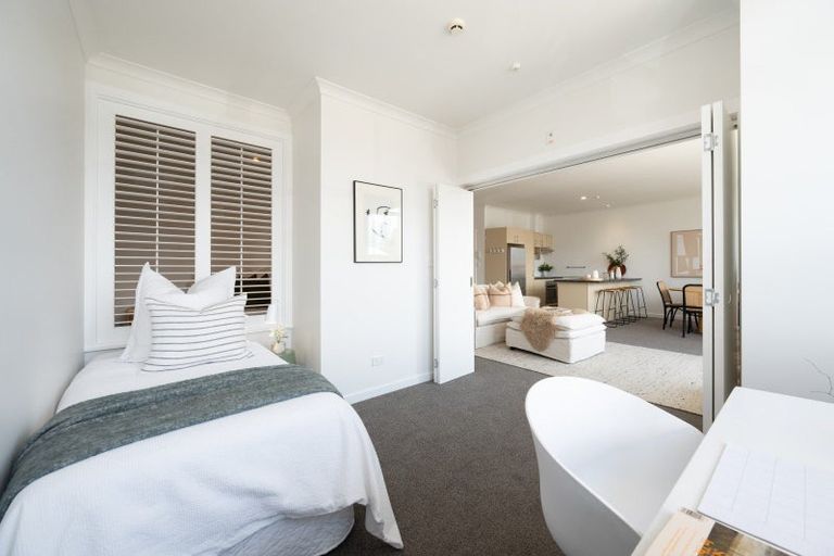 Photo of property in Mclean Towers, 1c/3 Shakespeare Road, Napier South, Napier, 4110