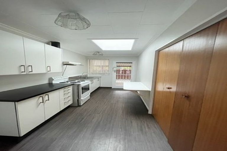 Photo of property in 2/30 Whitley Avenue, Ebdentown, Upper Hutt, 5018