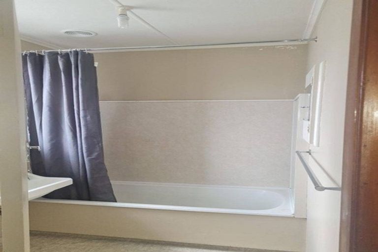 Photo of property in 6a Durie Street, Durie Hill, Wanganui, 4500