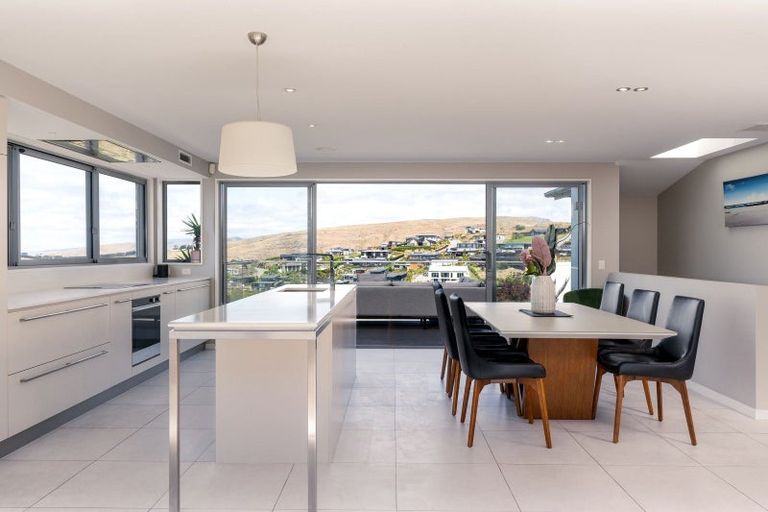 Photo of property in 220 Clifton Terrace, Clifton, Christchurch, 8081