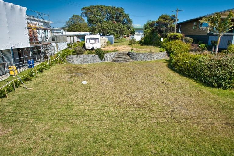 Photo of property in 14 Cheviot Street, Mangawhai Heads, Mangawhai, 0505