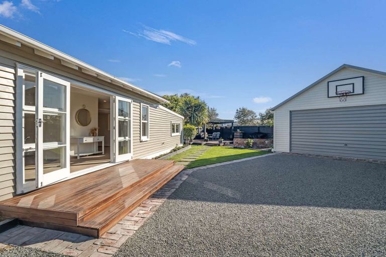 Photo of property in 54 Marriotts Road, North New Brighton, Christchurch, 8083