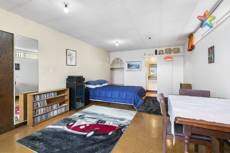 Photo of property in 24 Summit Road, Fairfield, Lower Hutt, 5011