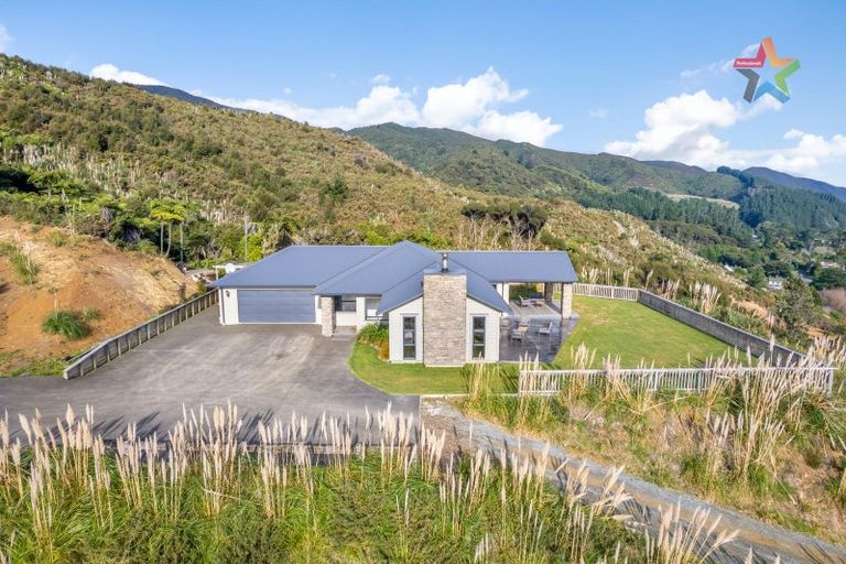 Photo of property in 119 Coast Road, Wainuiomata, Lower Hutt, 5373