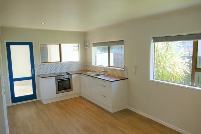 Photo of property in 2/388 Devonport Road, Tauranga South, Tauranga, 3112