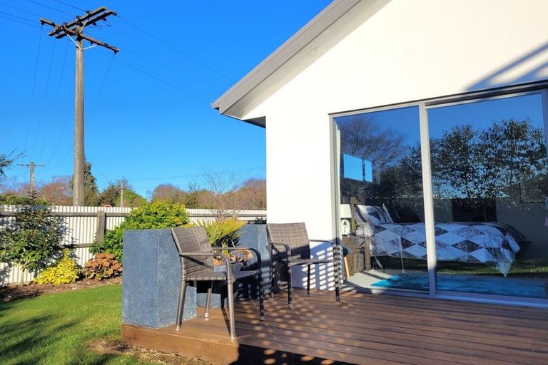 Photo of property in 27 Richard Pearse Drive, Temuka, 7920