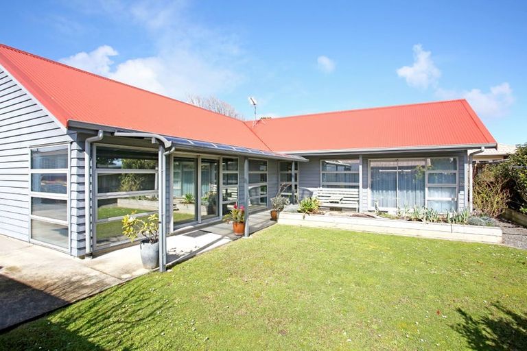 Photo of property in 4b Shanley Crescent, Waiuku, 2123