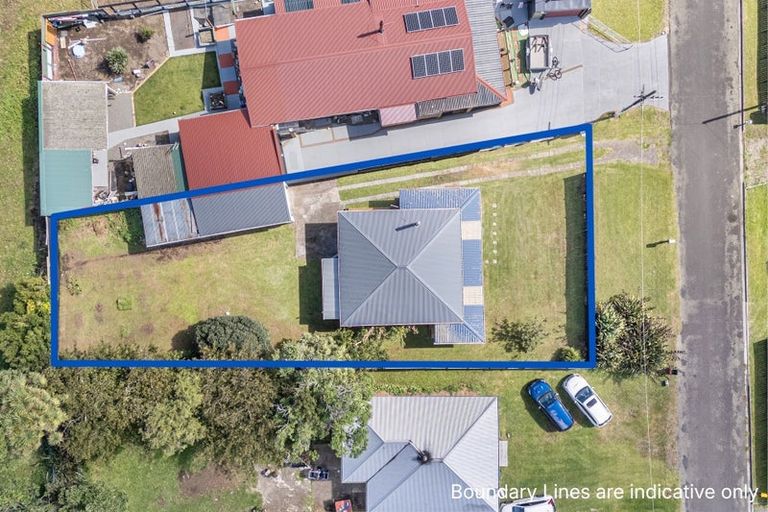 Photo of property in 5 Julian Road, Warea, New Plymouth, 4381