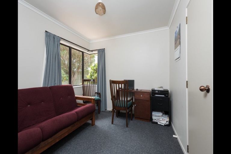 Photo of property in 25 Barbara Grove, Papamoa Beach, Papamoa, 3118