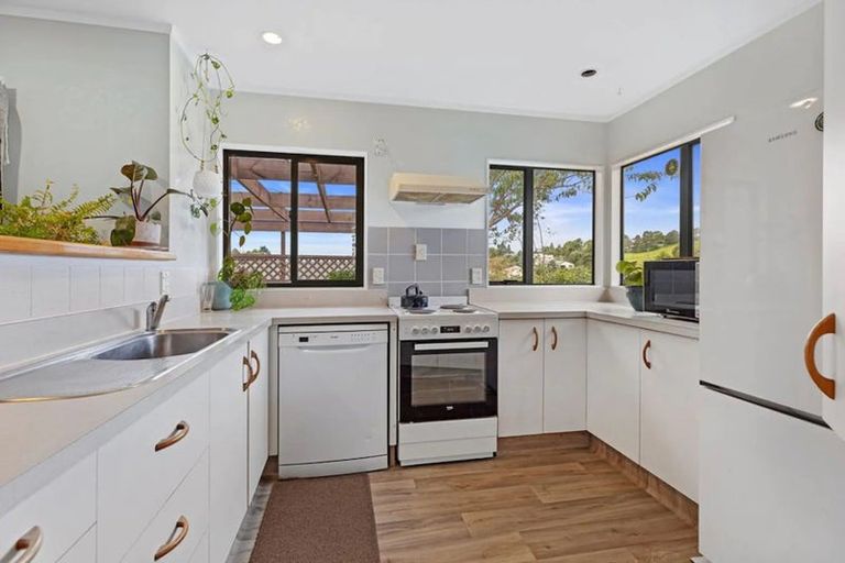 Photo of property in 4 Sunvale Place, Gate Pa, Tauranga, 3112