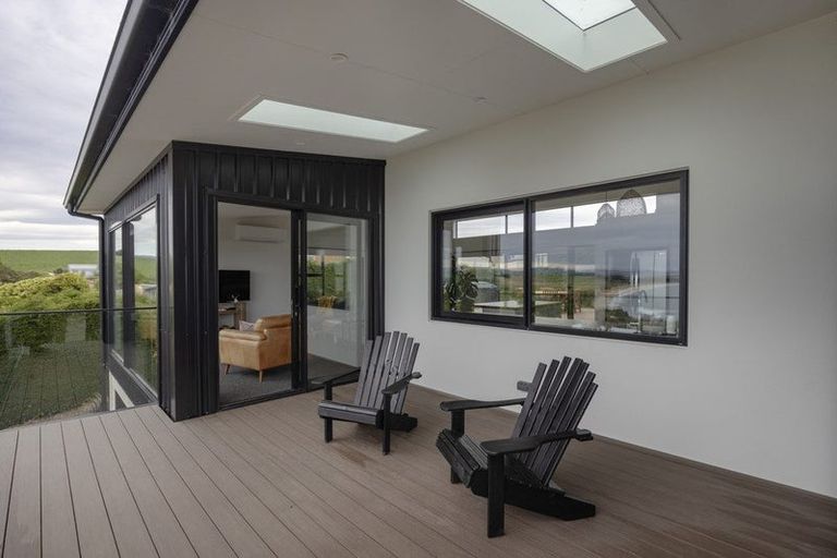 Photo of property in 30 Chambers Street, Kakanui, Oamaru, 9495