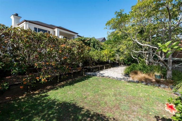 Photo of property in 41 Granger Road, Cockle Bay, Auckland, 2014