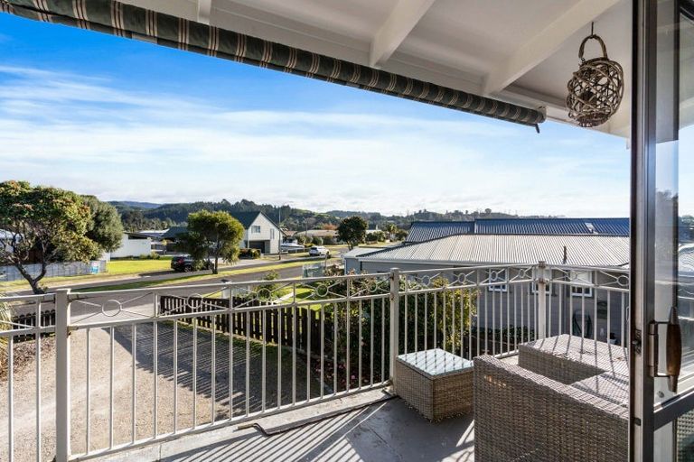 Photo of property in 208 Chartwell Avenue, Whangamata, 3620