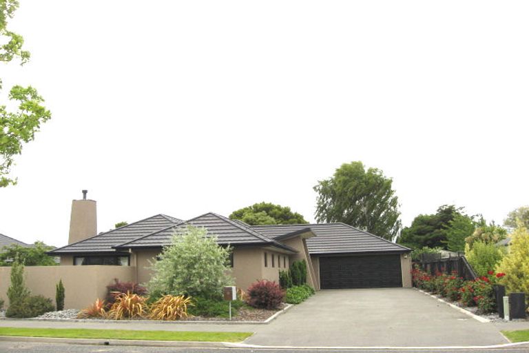 Photo of property in 30 Puhara Avenue, Parklands, Christchurch, 8083