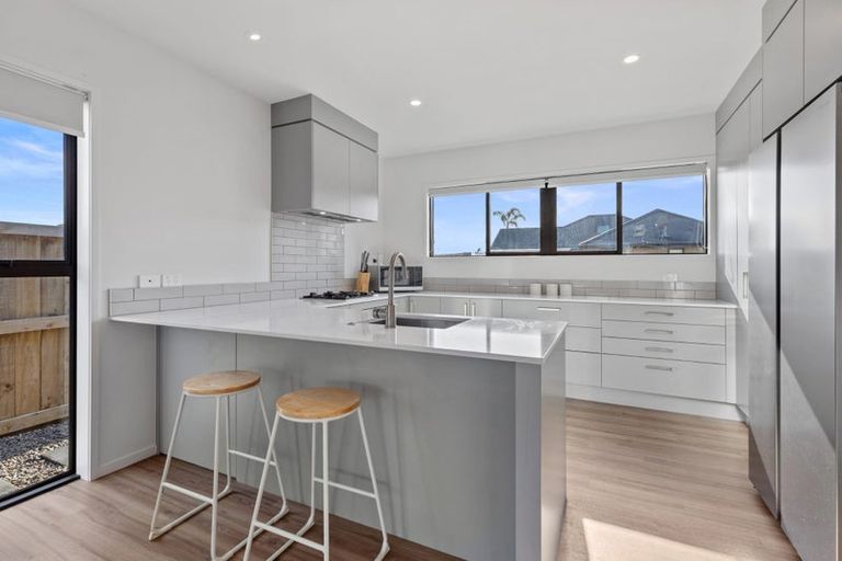 Photo of property in 51 Cotula Way, Papamoa Beach, Papamoa, 3118