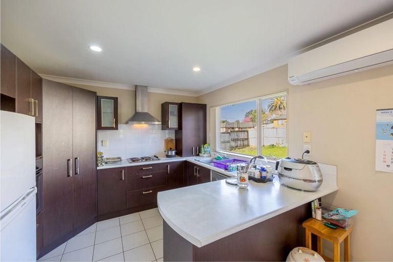 Photo of property in 44 Cartmel Avenue, Massey, Auckland, 0614