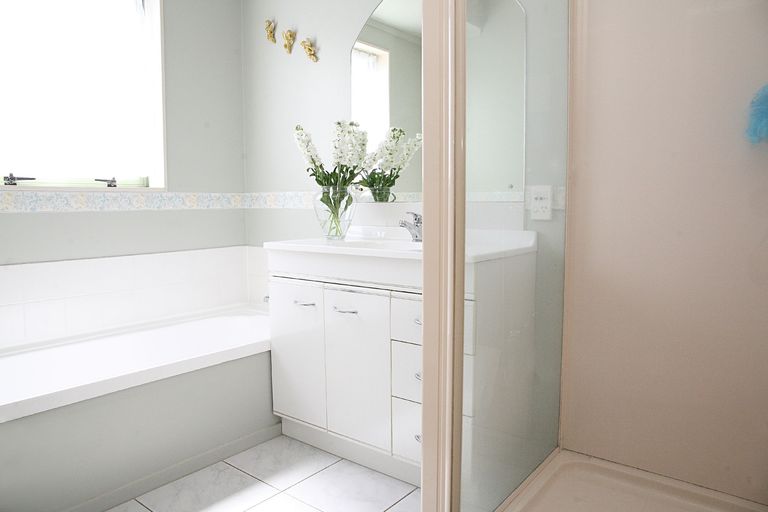 Photo of property in 25l Youngs Road, Papakura, 2110