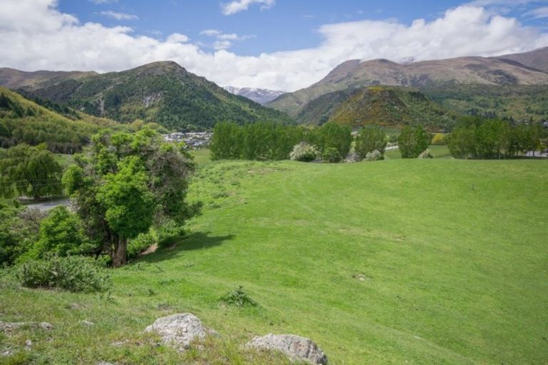 Photo of property in 1124 Malaghans Road, Arrowtown, 9371