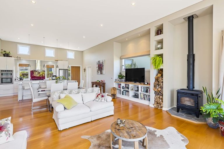 Photo of property in 7 Hana Udy Place, Paraparaumu Beach, Paraparaumu, 5032