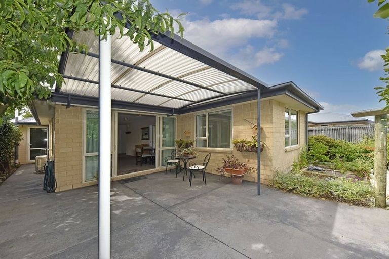 Photo of property in 4/16 Hare Street, Ilam, Christchurch, 8041