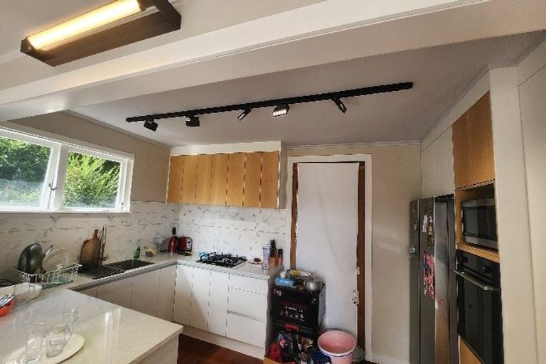 Photo of property in 552 Swanson Road, Ranui, Auckland, 0612