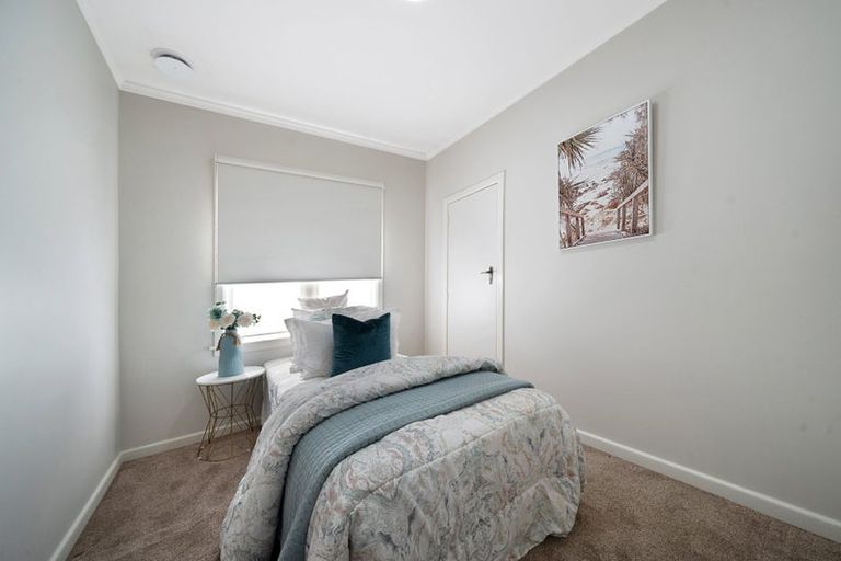 Photo of property in 2 Nile Road, Kelston, Auckland, 0602