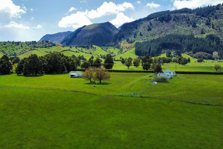 Photo of property in 166 East Takaka Road, East Takaka, Takaka, 7183