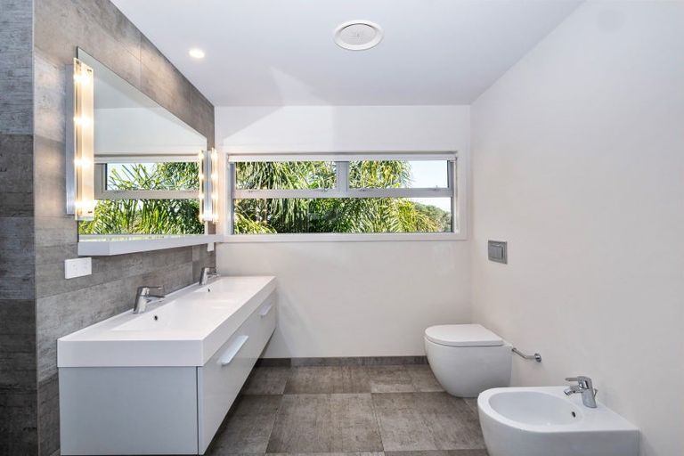 Photo of property in 128b Oceanbeach Road, Mount Maunganui, 3116