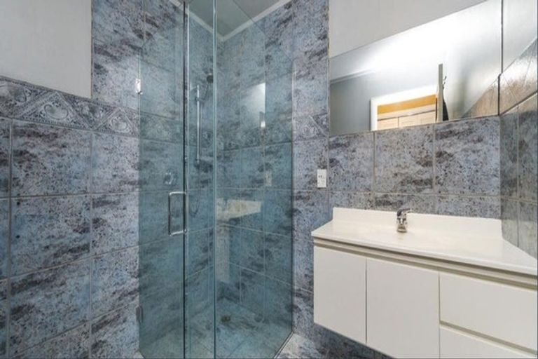 Photo of property in 24 Weston Avenue, Roslyn, Palmerston North, 4414