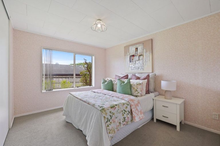 Photo of property in 22 Harvest Drive, Henderson, Auckland, 0612