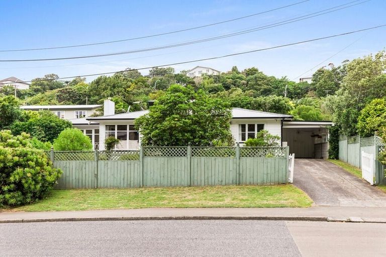 Photo of property in 181 Campbell Street, Karori, Wellington, 6012
