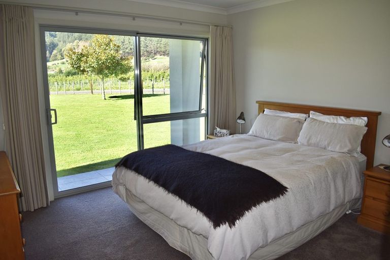 Photo of property in 63 Manakau Heights Drive, Manakau, Otaki, 5583