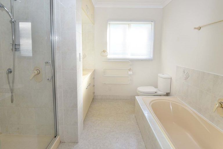 Photo of property in 3/42 Bay Street, Red Beach, 0932