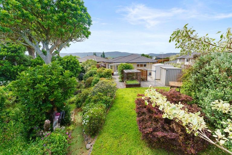 Photo of property in 42 Sue Avenue, Otaki, 5512