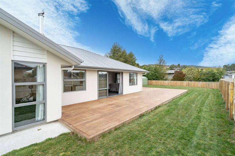 Photo of property in 6 Nore Street, Waihola, Milton, 9073