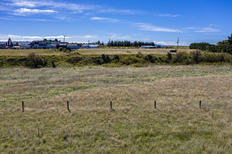 Photo of property in 12 Mount Cass Road, Waipara, 7483