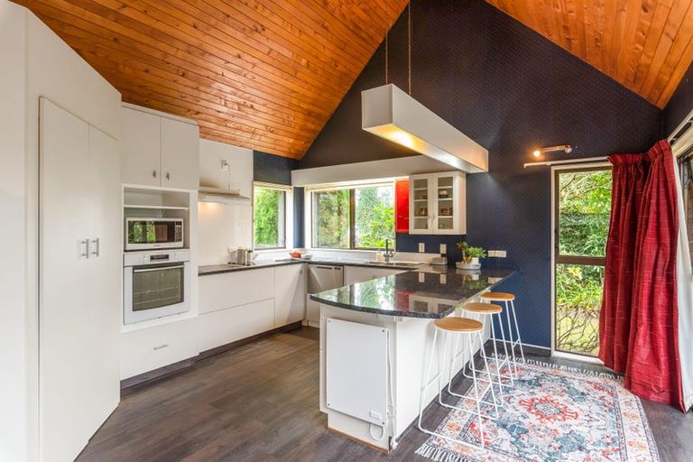 Photo of property in 100 Rimu Road, Raumati Beach, Paraparaumu, 5032