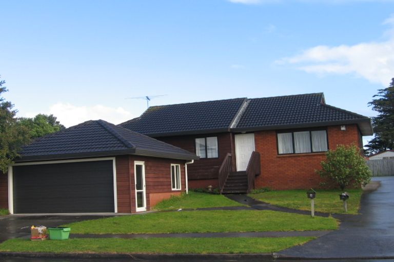 Photo of property in 5 Dulwich Place, Burswood, Auckland, 2013