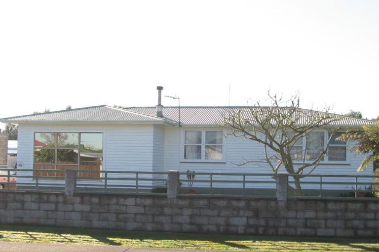 Photo of property in 27 Brightwell Street, Papakura, 2110