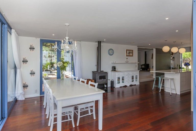 Photo of property in 105 Waterfall Road, Paraparaumu, 5032