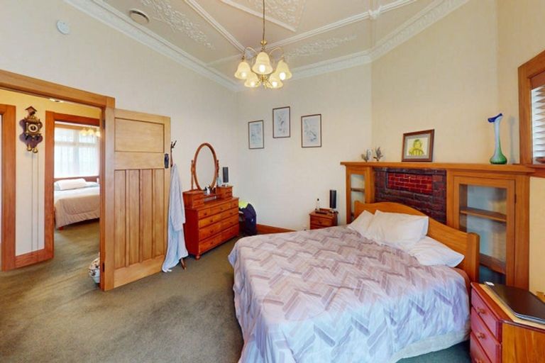 Photo of property in 16 Nikau Street, Takaro, Palmerston North, 4410