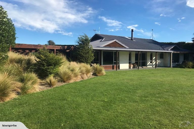 Photo of property in 235 Fishers Road, Loburn, Rangiora, 7473