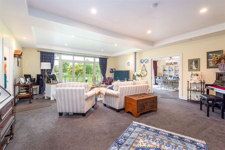 Photo of property in 10 Meeking Place, Aidanfield, Christchurch, 8025