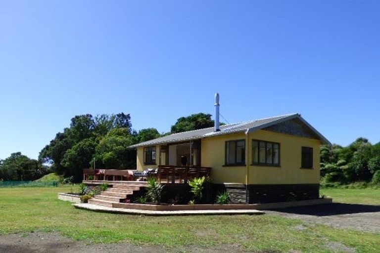 Photo of property in Cumming Street, Okato, 4335
