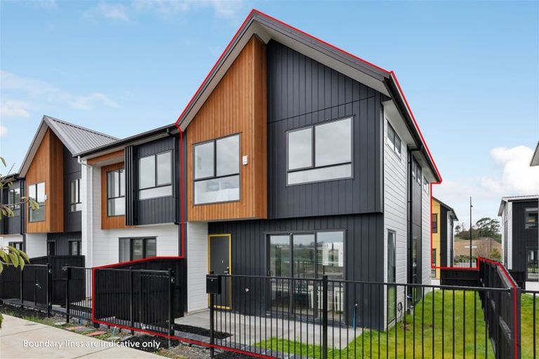 Photo of property in 30 Whakato Avenue, Kumeu, 0810