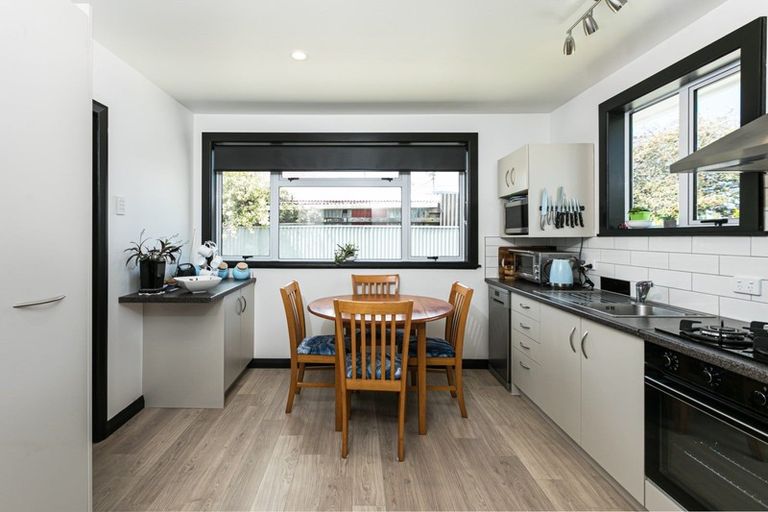 Photo of property in 11 Savage Crescent, Waipukurau, 4200