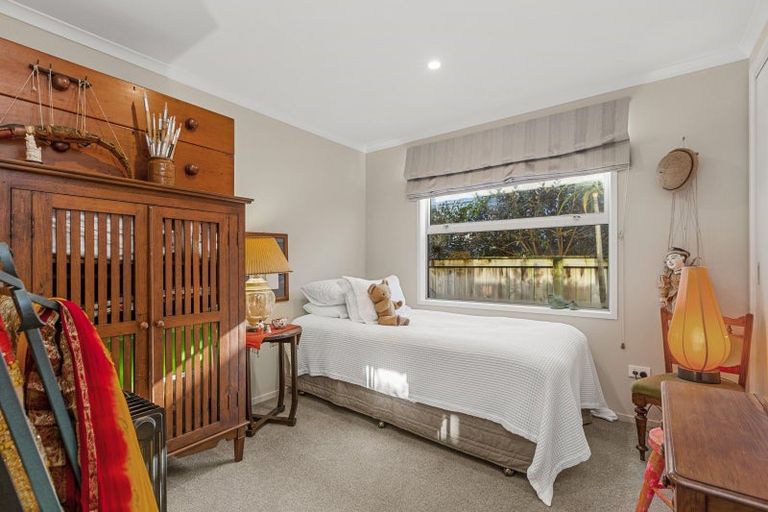 Photo of property in 2 Harakeke Place, Raglan, 3225